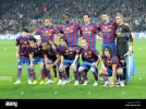 barcelonas-starting-line-up-before-uefa-champions-league-round-of-D56PP0.jpg