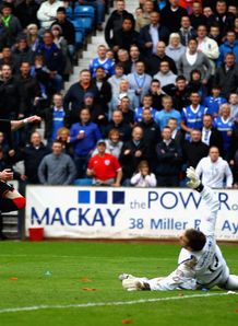 Kilmarnock-v-Rangers-Kyle-Lafferty-his-second_2597061.jpg