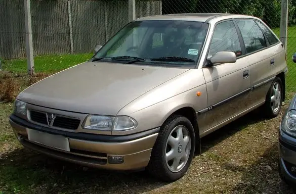 Vauxhall-Astra-Mk3.jpg