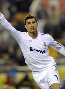 Real-Madrid-v-Barcelona-Cristiano-Ronaldo2_2587973.jpg